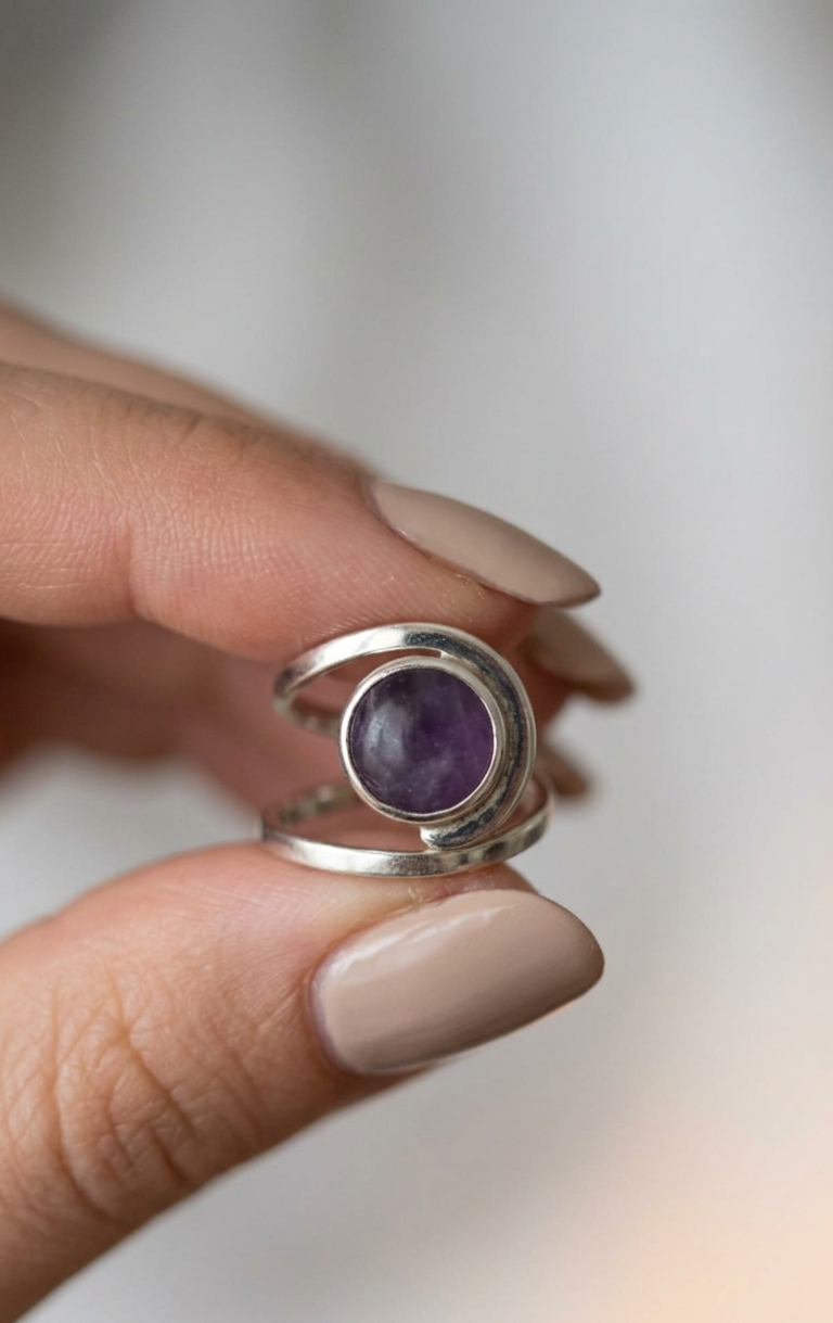 Anillo Espiral de Amatista — Plata .925 | Orela
