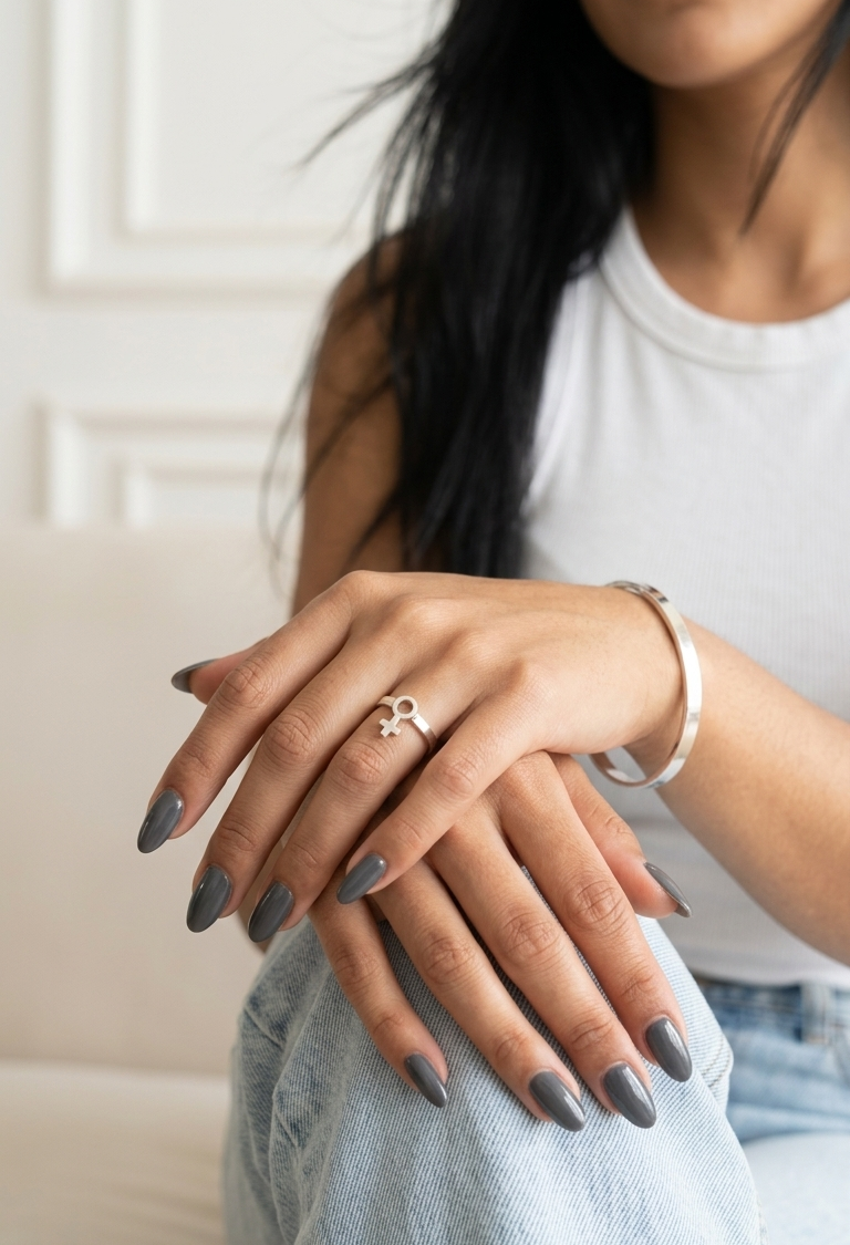Anillo Símbolo de Venus— Plata 925