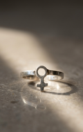 Anillo Símbolo de Venus— Plata 925